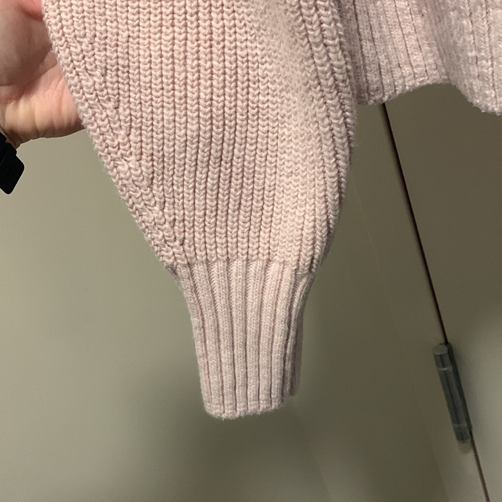 Pink turtleneck - Picture 4 of 4
